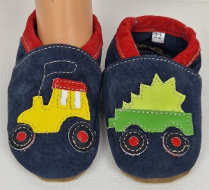 Kapcie Dreptulki skóra welur granat aplikacja traktor r. 20-34