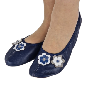 Baletki baleriny  skóra granatowe z kwiatkami do tańca po domu