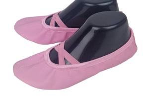 Baletki ekoskóra rożowe gumka na krzyż podeszwa syntetyczna