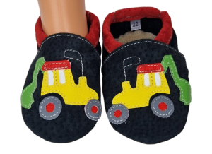 Kapcie Dreptulki skóra welur czarna aplikacja koparki r. 20-34 