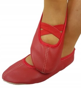 Baletki ekoskóra czerwona gumka na krzyż