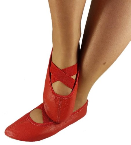 BALETKI BALERINKI CZERWONE Z GUMKAMI NA KRZYŻ.jpg